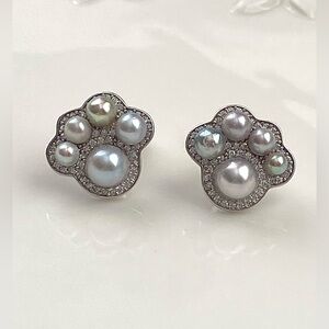 E106-Handmade High Quality Akoya Pearl S925 Paw Stud Earring